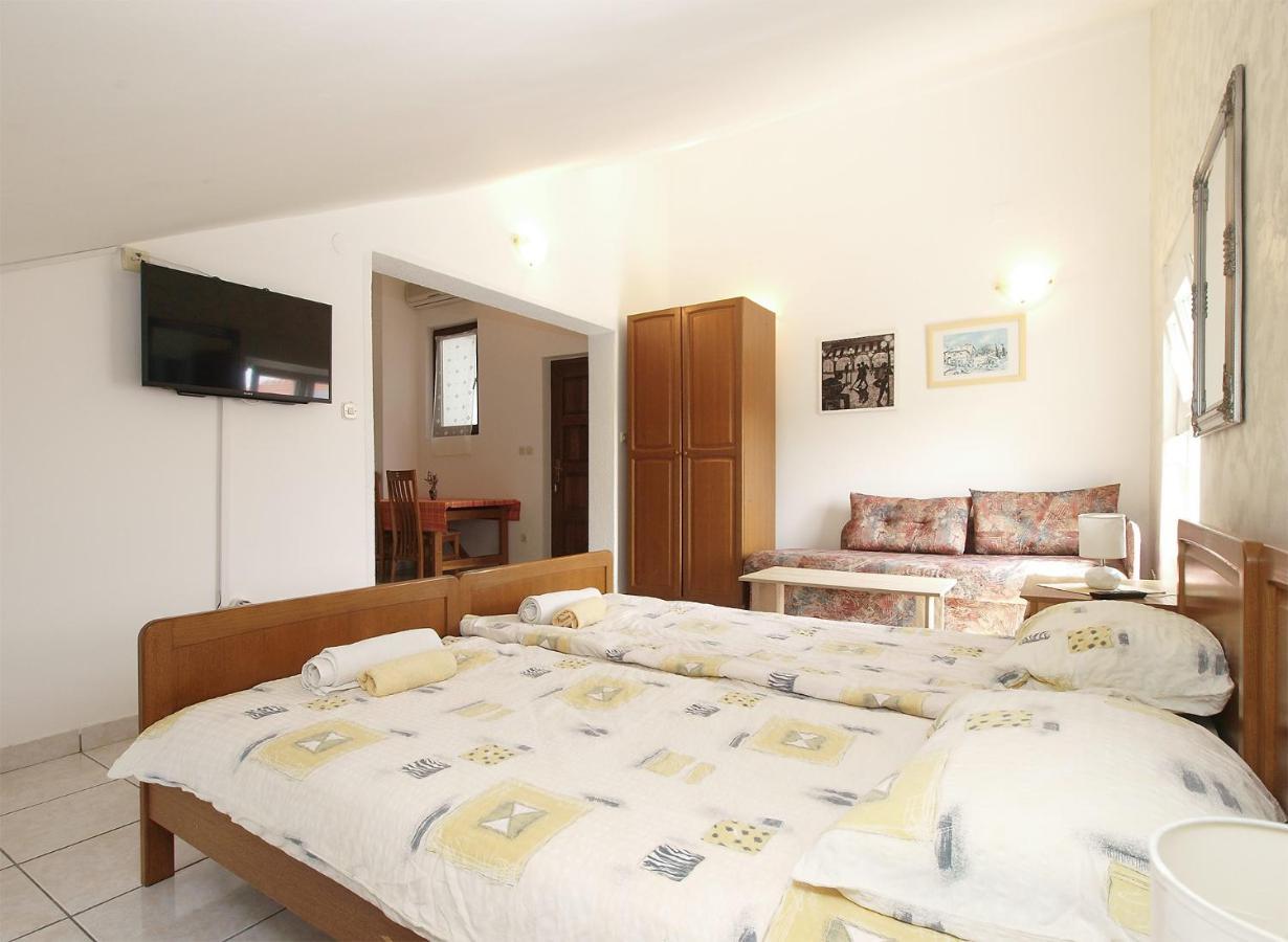 Apartments Drago 2039 Баньоле Екстериор снимка
