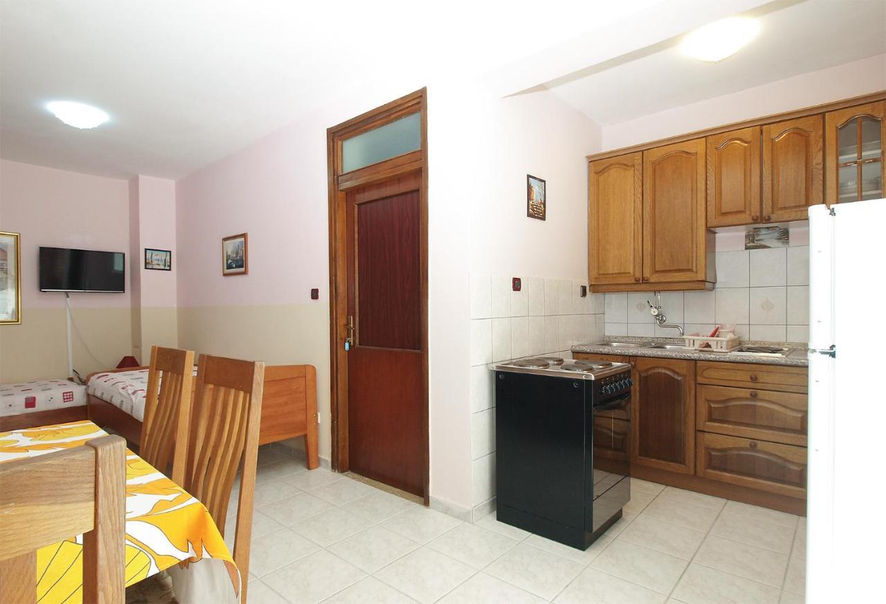 Apartments Drago 2039 Баньоле Екстериор снимка